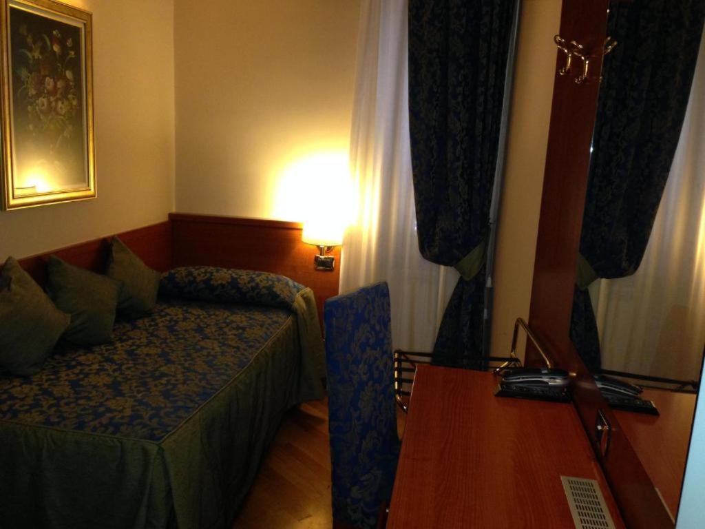 Affitacamere Radi Roma Exterior foto